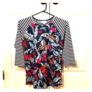 Lularoe randy shirt size small